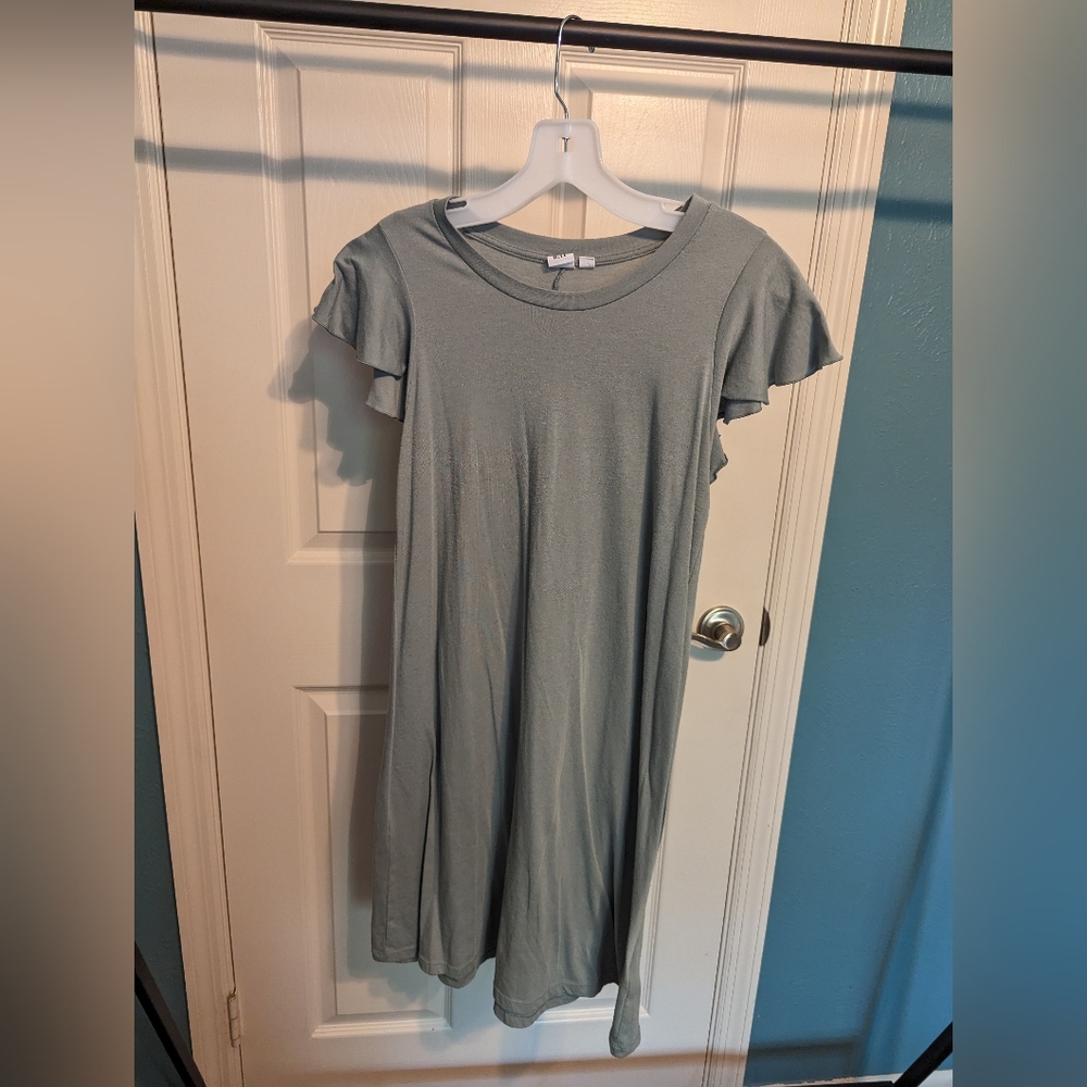 Gap, Small, Sage Green